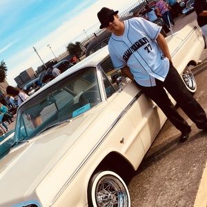 Meet your Posher, Julio